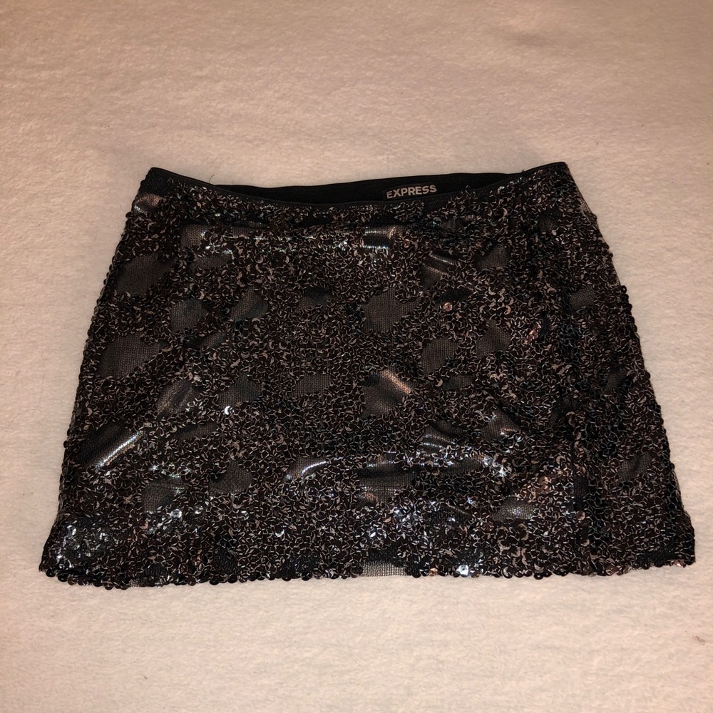 Express mini skirt